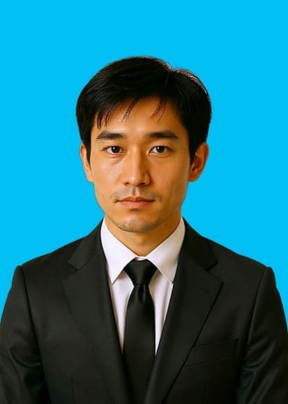 user3 Blue backgroundAI-generated ID photos